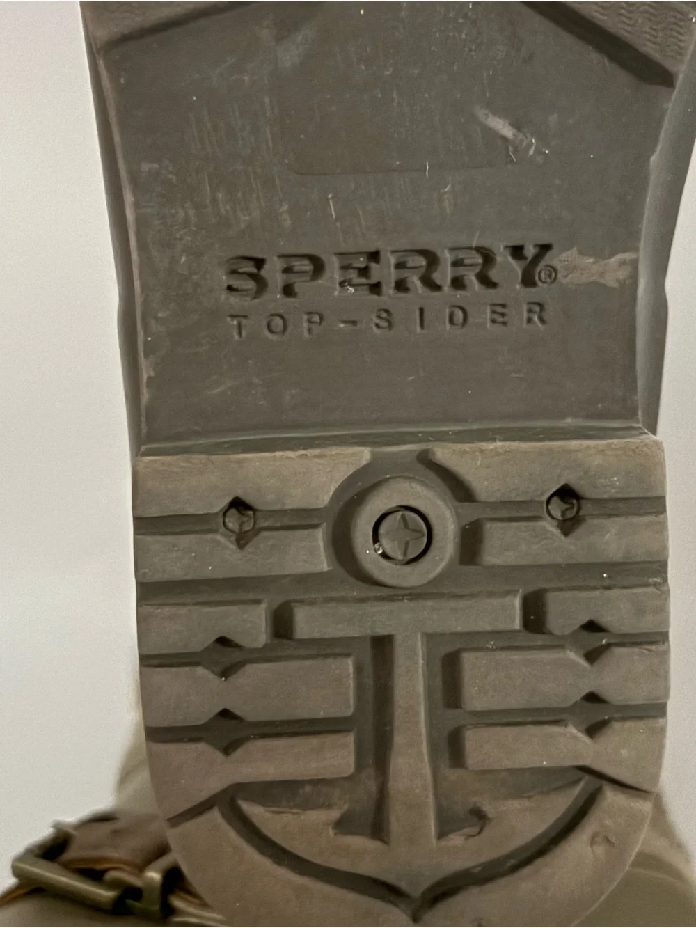 Chic Sperry Olive Colored Quilted Shaft Rain Boots with Buckle Strap Size 8